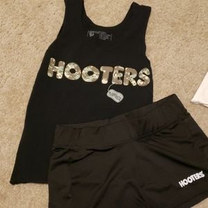 Hooters Uniform